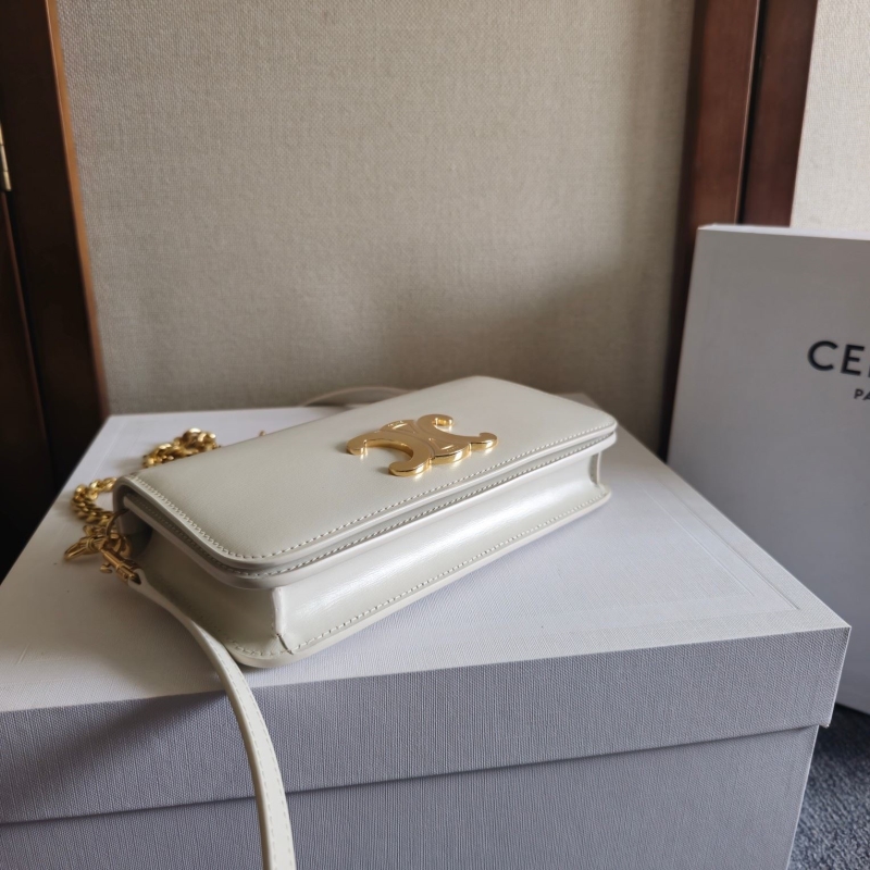 Ce1i*e triomphe bags